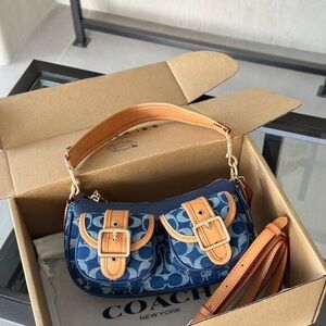 Coach Ashton Baguette Bag In Signature Canvas Denim/Brown CY700